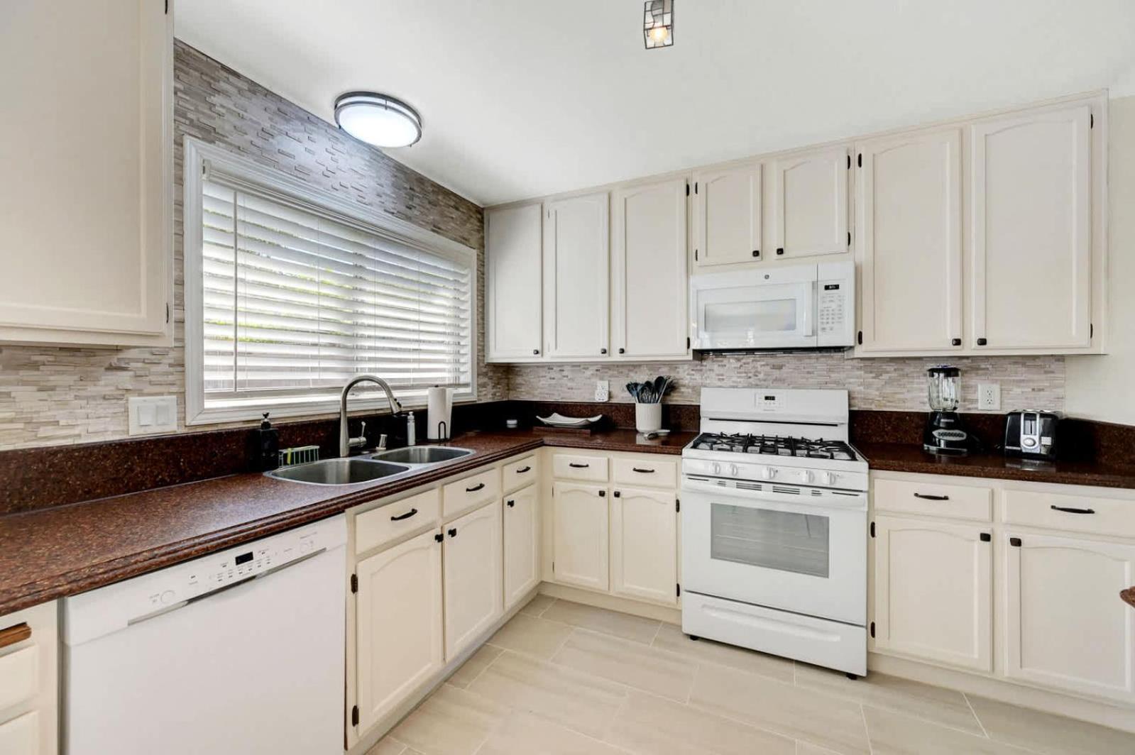 Bright Fun Spacious Home With Pool Las Vegas Eksteriør billede