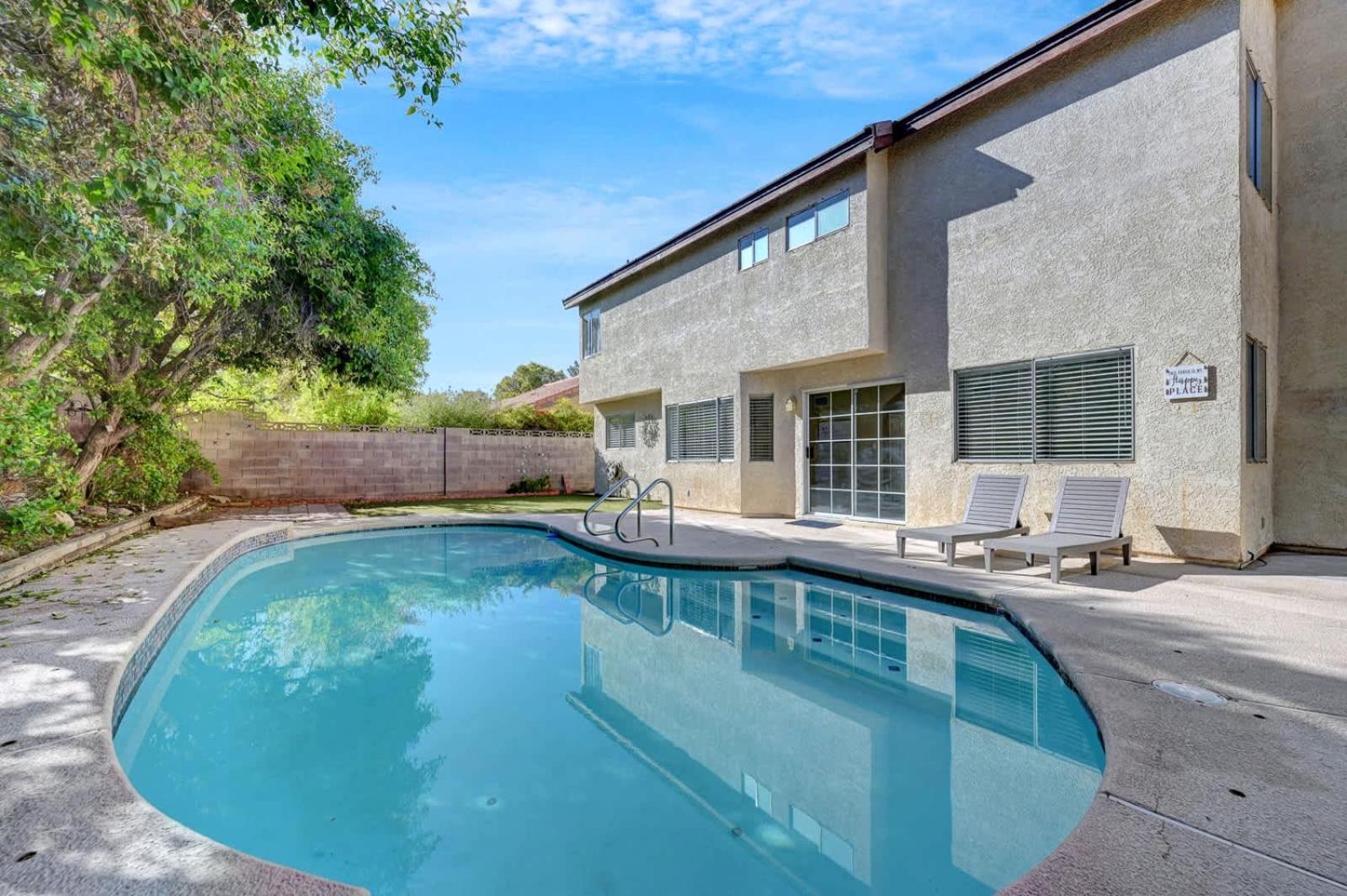 Bright Fun Spacious Home With Pool Las Vegas Eksteriør billede